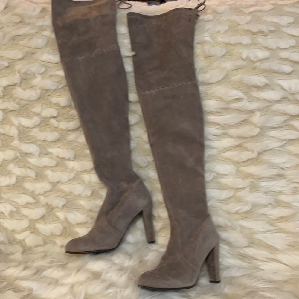 (SOLD) Classic Stuart Weizmann Thigh High Boots